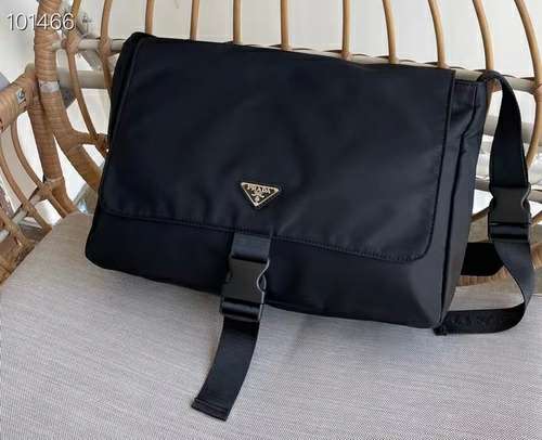 Picture of Prada Mens Bags _SKUfw134823808fw